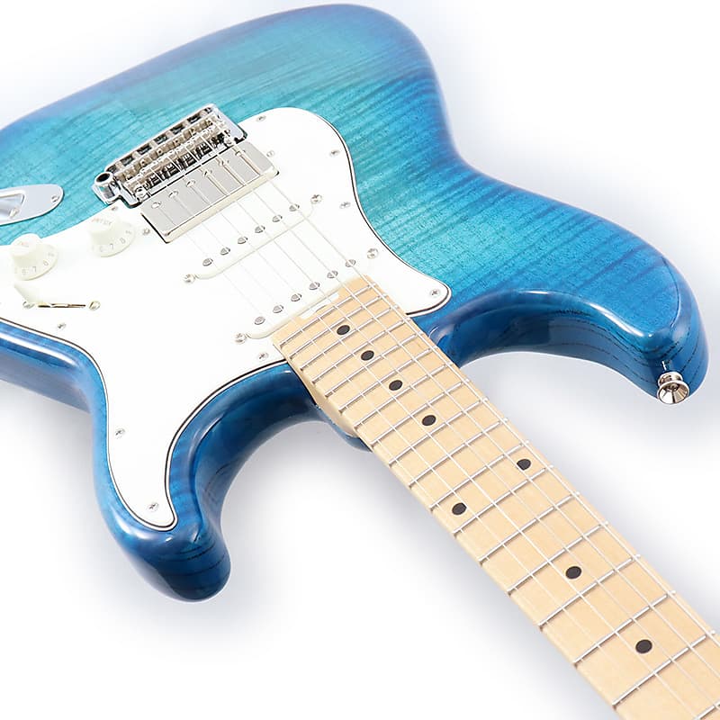 Infinite Trad Fullsize ST SSH (Bora Bora Blue Burst/Maple) -Made in Japan-