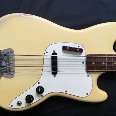 Fender Musicmaster Bass 1972 - 1979 Olympic White image 1