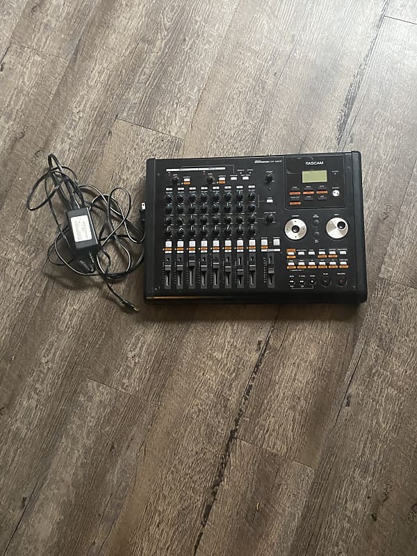 TASCAM DP-02CF Digital Portastudio 8-Track Recorder 2010s - Black