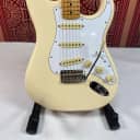 Fender Jimi Hendrix Stratocaster - Olympic White with Maple Fingerboard