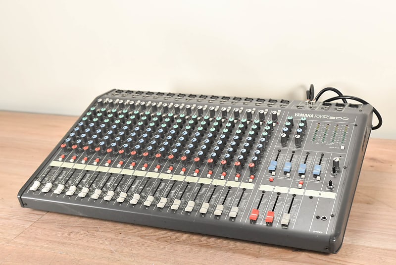 Yamaha MX200-16 16-Channel Mixer (church owned) CG003NJ | Reverb