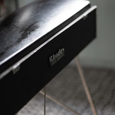 Rhodes Mark I Stage 73-Key Electric Piano 1975 - 1979 - Black Rounded Top image 8