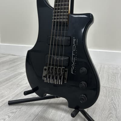 Factor by Phillip Kubicki 5 string bass for sale