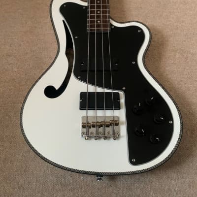 Italia  Imola GP Bass Guitar, Prism White image 2