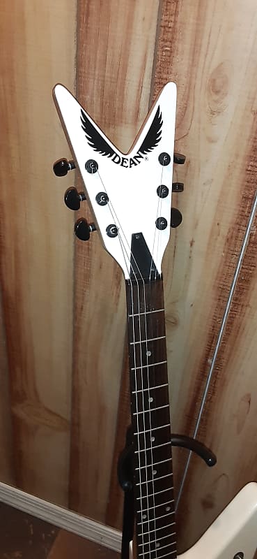 Dean Z X Explorer Metallic Pearl White 6 String Electric