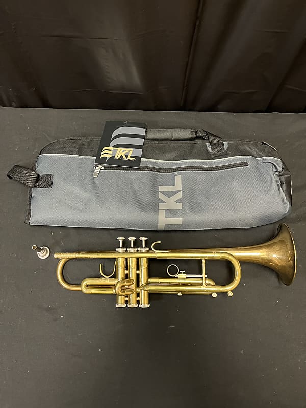 Blessing B135 Bb Trumpet w/ New TKL Trumpet Bag & Vincent Reverb