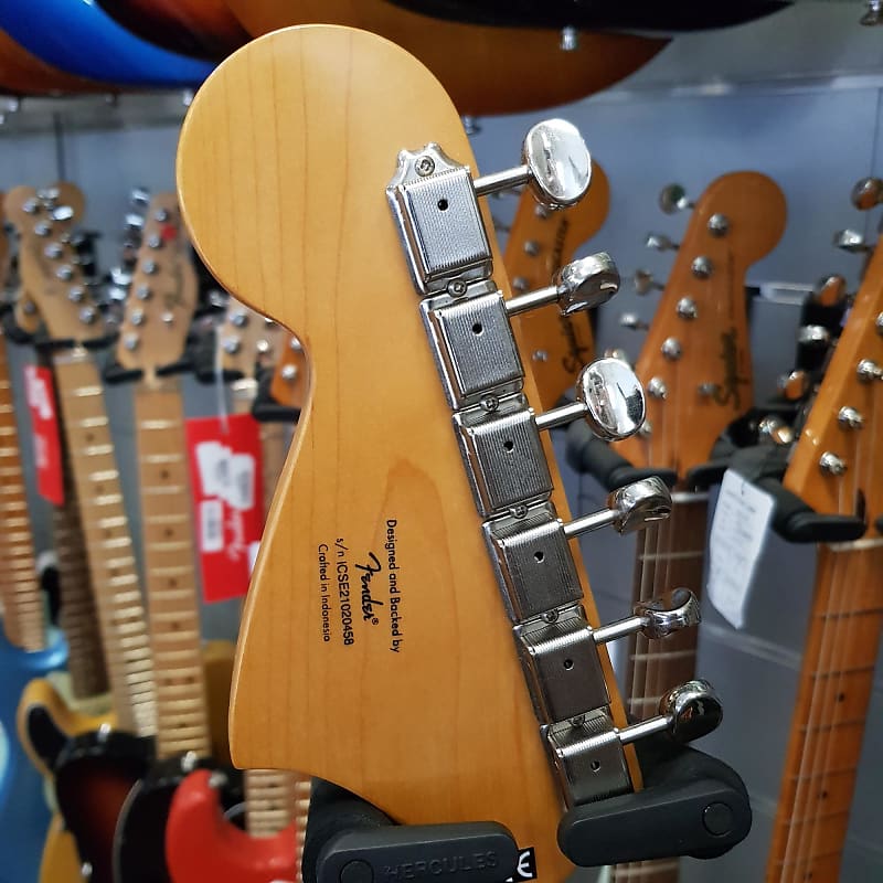 驚きの価格 9月15日迄割引squier FSR jaguar classicvibe60s エレキ