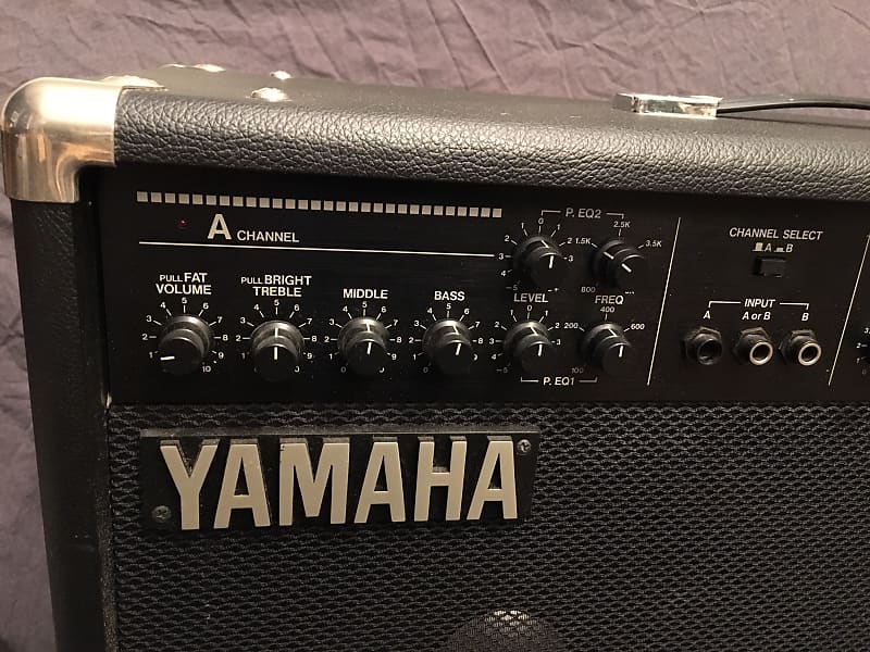 Yamaha VR6000 2x12 Stereo Guitar Amp (Free Shipping)