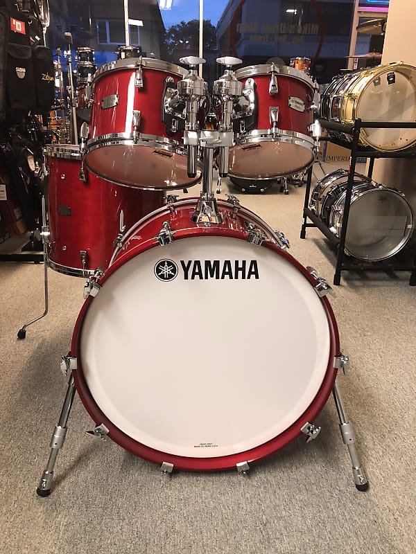Yamaha  Absolute Hybrid Maple Red Drum Set in Red Autumn Gloss 22/16/12/10 image 1