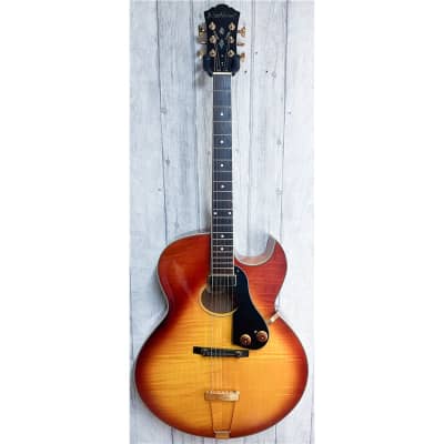 Washburn J-4 Cherry Sunburst Semi Acoustic Electro Jazz guitar, Second-Hand image 2