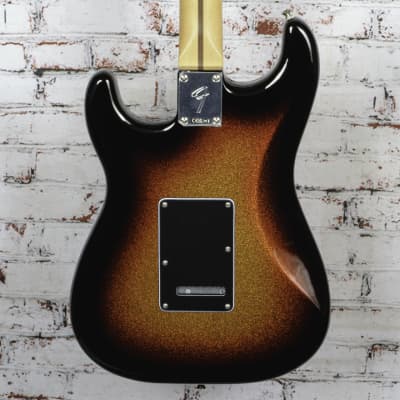 Fender - Limited Edition Player II - Stratocaster® Electric Guitar - Rosewood Fingerboard - Sparkle 3-Color Sunburst image 7
