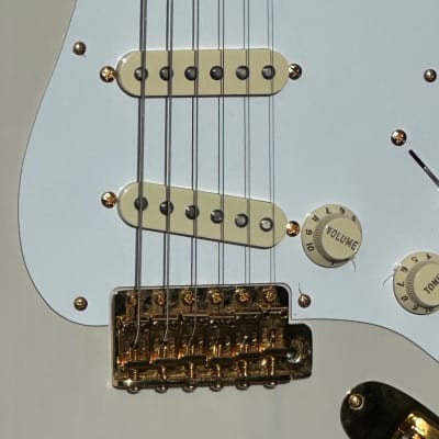 Fender Stratocaster 50th Anniversary 2007 - a very rare See-Thru Blonde '57 Mary Kay Ltd. Edition. image 9
