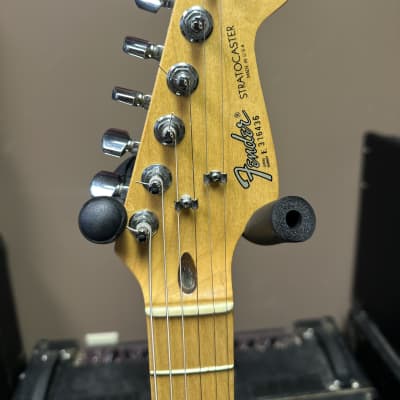 Fender Standard Stratocaster 1983 Dan Smith Era - Brown Sunburst image 4