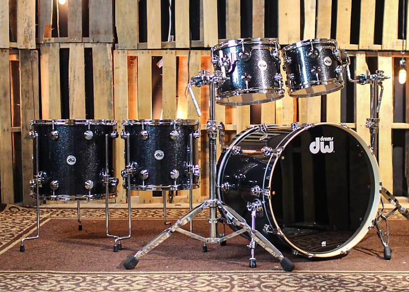 DW Collector's Series Stainless Steel Drum Set 22/12/16 