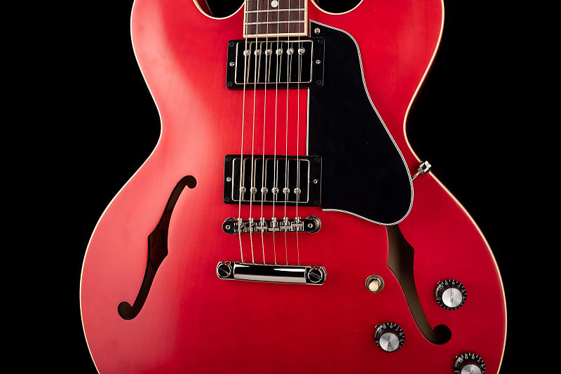 【美品】Gibson ES-335 Satin 2011年製 2011 Gibson ES-335 Satin Cherry | Guitar Chimp