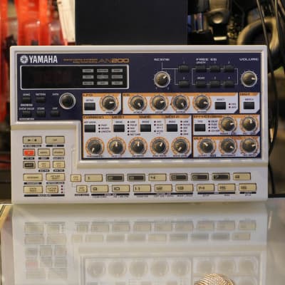 Yamaha AN200 Desktop Synthesizer - Used