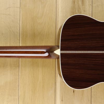 Collings 002H - 14 fret image 2