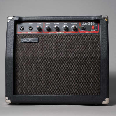 AA-B30 AXL Bass Amplifier, 30W