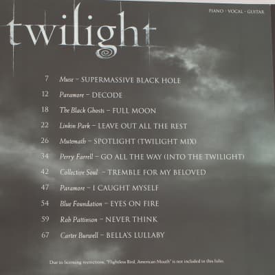Hal Leonard Twilight: Music from the Motion Picture (Piano Vocal Guitar) hl00313439 image 3