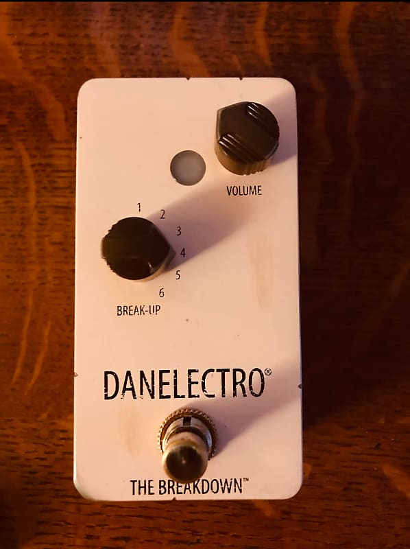 Danelectro The Breakdown