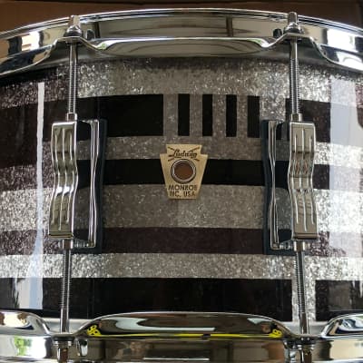 Ludwig 5" x 14" Classic Maple Snare Drum Digital Sparkle image 1