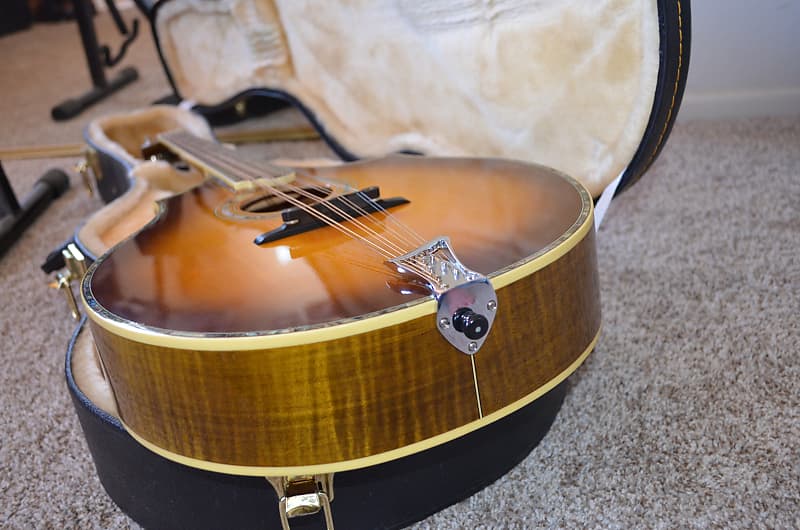 Johnson MA-550 Deluxe Octave Mandolin — Guitar Bar