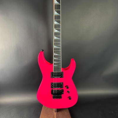 Used 2022 Jackson Custom Shop SL2H Neon Pink w/case TSU20634 image 2