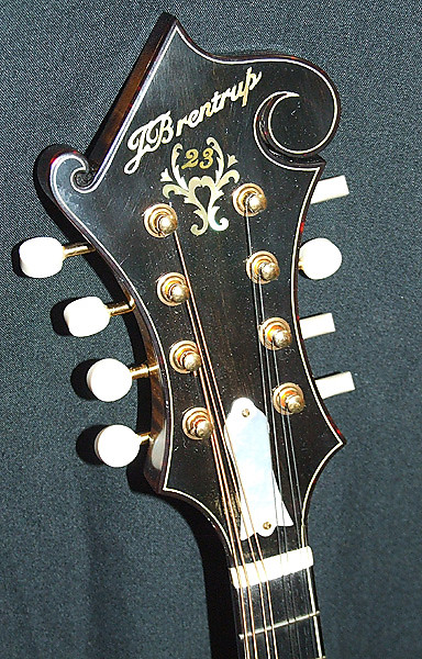 Brentrup M 23 V F 5 mandolin 2002 sunburst mint condition original case