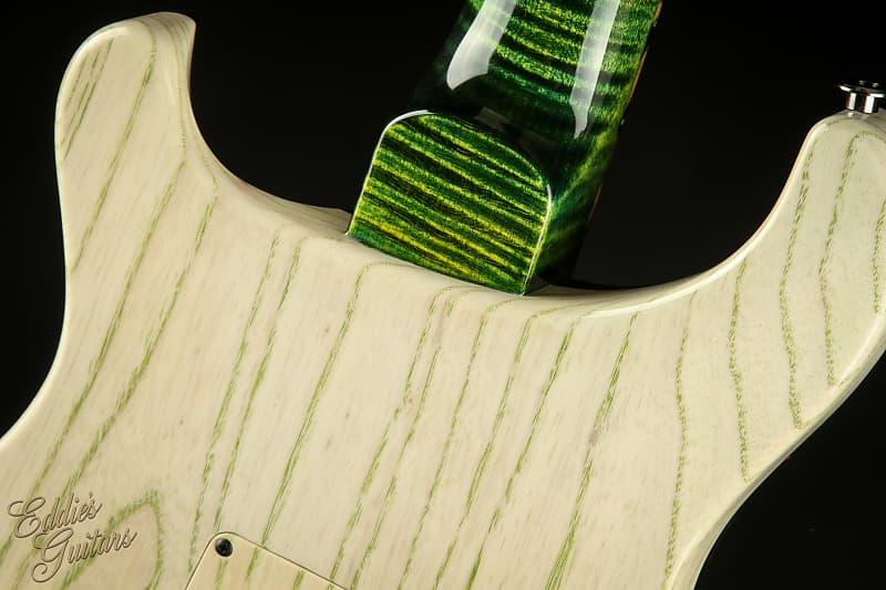 PRS Private Stock #9846 Special Semi-Hollow F-Hole Swamp Ash PRS Private Stock #9846 Special Semi-Hollow F-Hole Swamp Ash