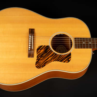 Gibson J-35 Reissue 1994 - 2018 | Reverb Canada