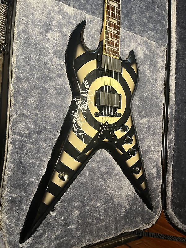 Epiphone Zakk Wylde ZV サイン入り Epiphone Zakk Wylde Signature “ZV” Custom Autographed by