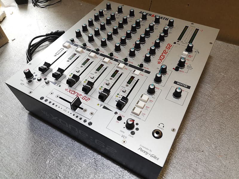 Allen & Heath Xone:62 6 Channel Professional DJ Mixer - Made In UK