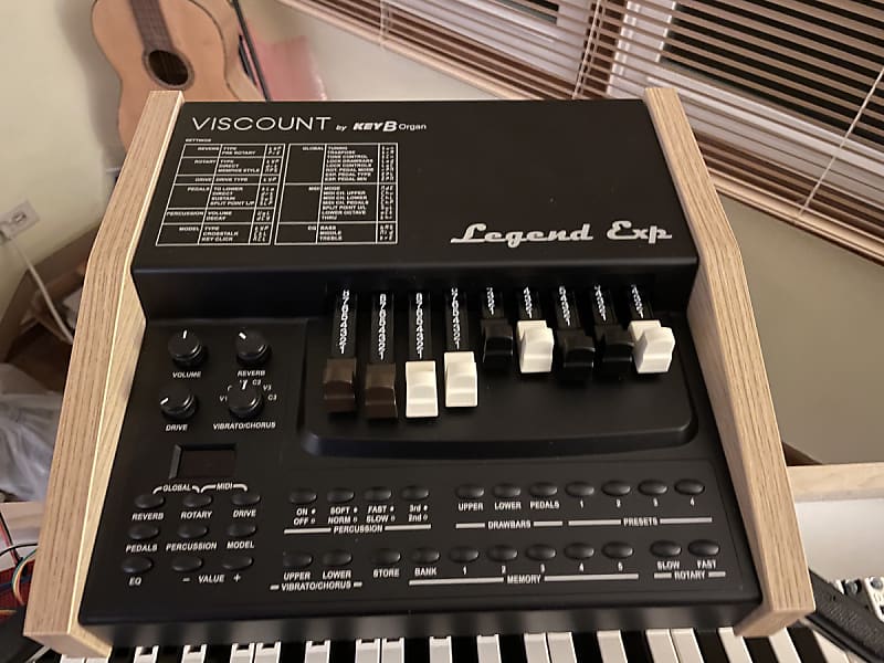 Viscount Legend EXP 2022 Clonehweel Expander Reverb