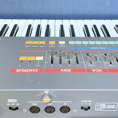 [Very Good] Roland Juno 106s 61-Key Programmable Polyphonic Synthesizer - Black image 11
