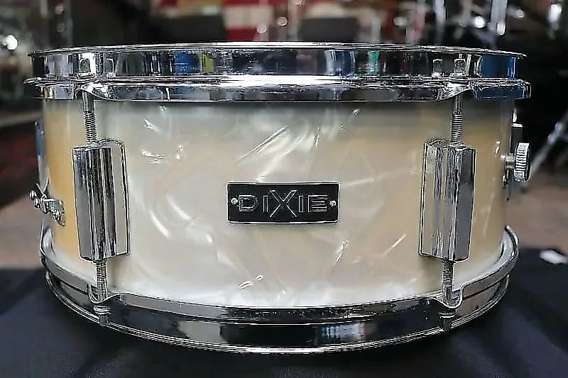 Dixie 5.5x14 Snare Drum White Pearl Vintage 1960's | Reverb UK