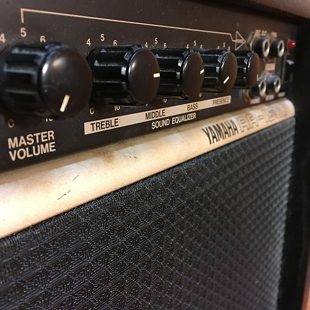 Yamaha AR-1500 Small Combo Amp | Reverb