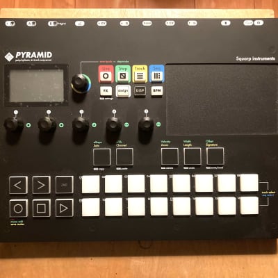 Squarp Pyramid MK3 selling Sequencer *TOP* (mit Garantie bis 27.09.2023)