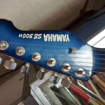 Yamaha SE300H 90s ELectric Guitar Blue image 3