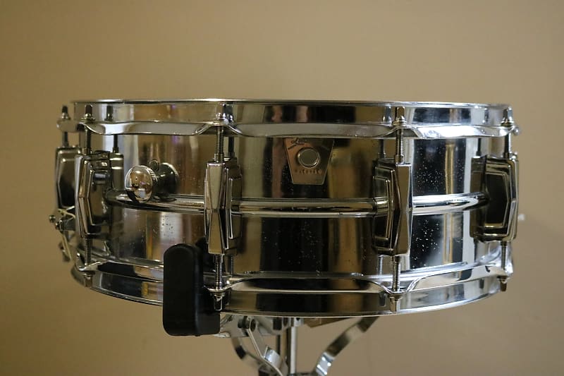 Ludwig No. 400 Supraphonic 5x14" Aluminum Snare Drum with Large Chicago Keystone Badge 1984 image 2