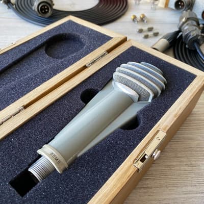 48HOURS TOTAL SALE! 1969 Lomo 19A9 Exceptional Condition Tube Condenser Mic w/Lomo 20B-35 PSU image 5