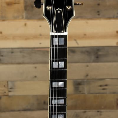 Yamaha SA2200 Semi-Hollow Body Electric Guitar Violin  Sunburst image 6