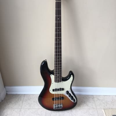 Fender American Deluxe Jazz Bass 2005 3-tone Sunburst image 1