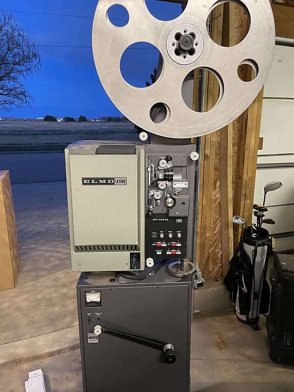 ELMO LX-1100 16mm Video Projector Vintage 1990's - Gray ELMO LX-1100 16mm Video Projector Vintage 1990's - Gray