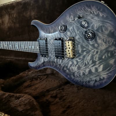 PRS Wood Library Custom 24 . Quilt 10-Top . Charcoal Purple Stain / Satin Finish . Paul Reed Smith . PRS Custom 24 . PRS Wood Library . PRS Satin Finish . PRS Brown Paisley Case image 16