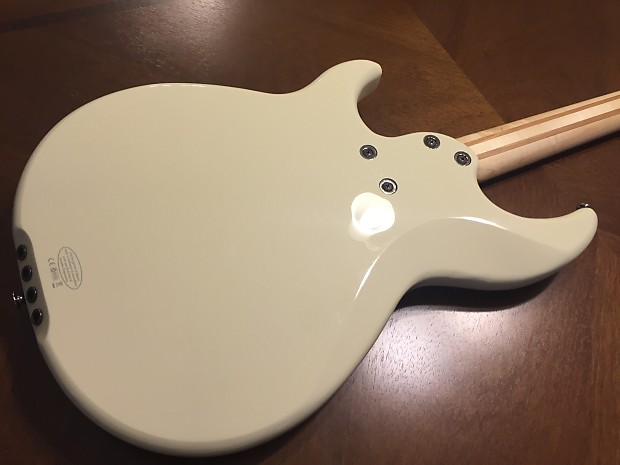 Yamaha 424x 2014 Vintage White | Reverb