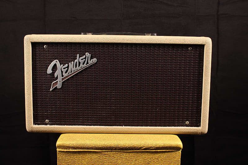 Fender '63 Reverb Unit Reissue - White Tolex image 1