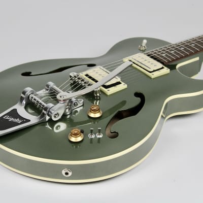 Godin Montreal Premiere LTD Desert Green with Bigsby (Second Factory) 2024 w/Gig Bag (051588F) image 4