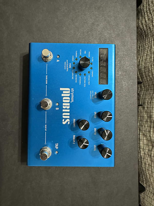 Strymon Mobius