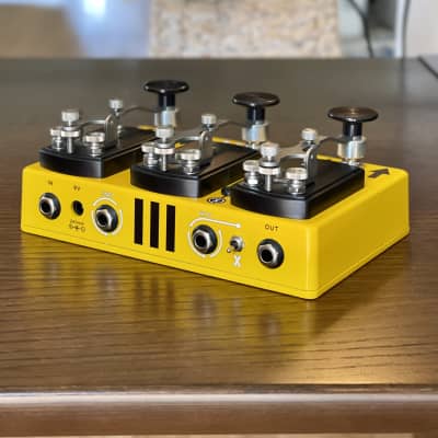Coppersound Pedals Triplegraph Octave by Jack White Limited Edition 2020 - Yellow image 6