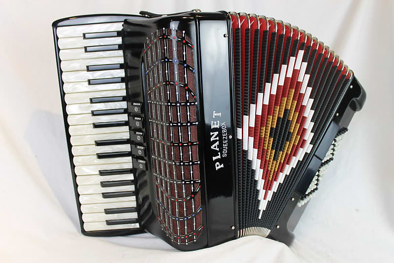 Planet accordion store